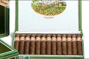 La Flor De Cano Corona - Box of 25