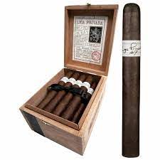 Liga Privada #9 Cigars - Corona Doble - 7 x 54 - Box of 24