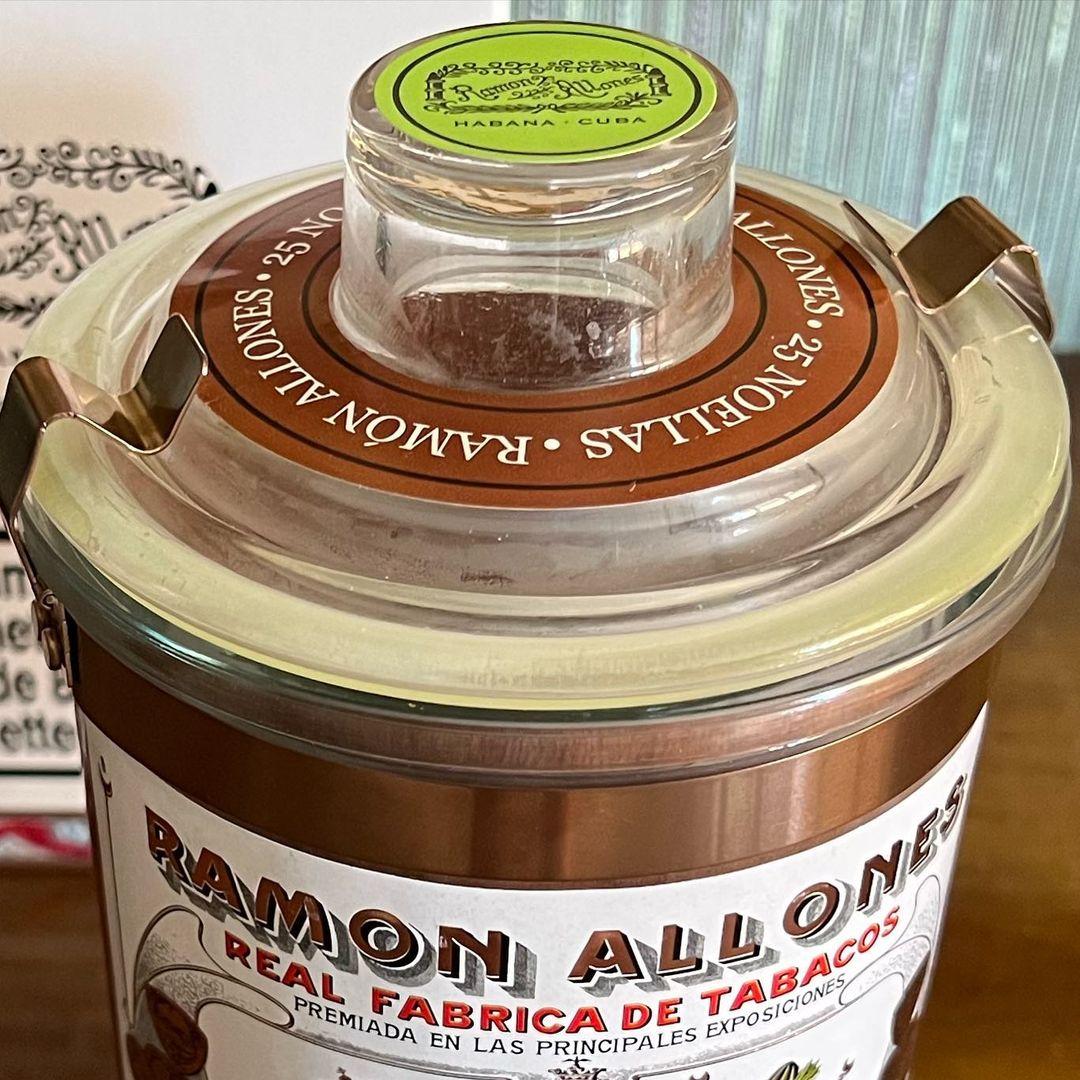 RAMON ALLONES NOELLAS JAR - REGIONAL EDITION ITALY (Jar of 25) - Image 3